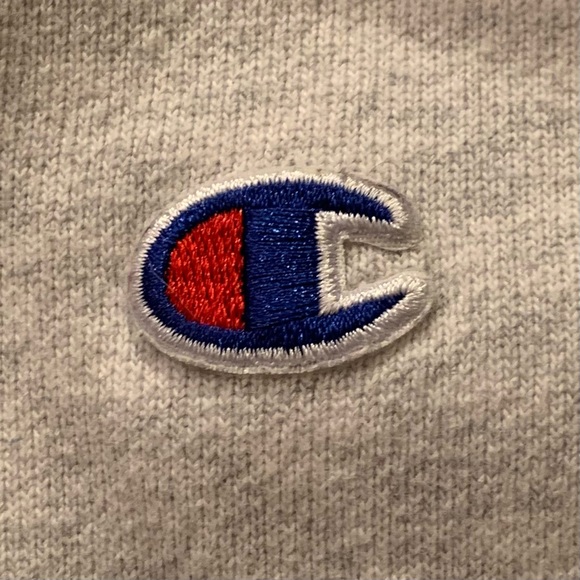 CHAMPION REVERSE WEAVE WOMENS LIGHT GREY CREWNECK PULLOVER SWEATER SIZE MEDIUM - Picture 4 of 6